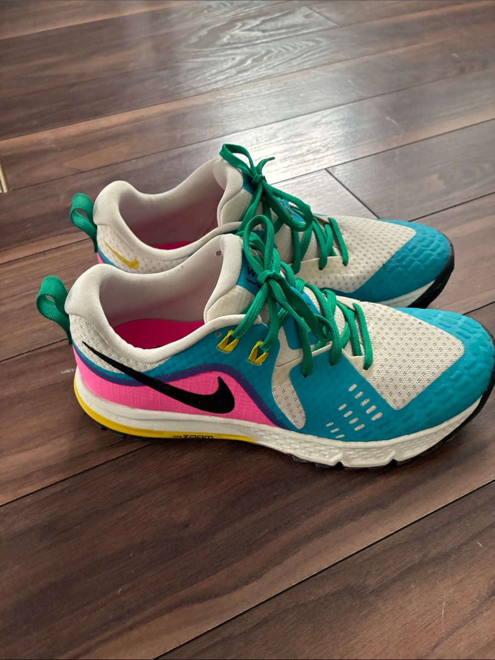 Nike Women's Turquoise Pink White Sneakers